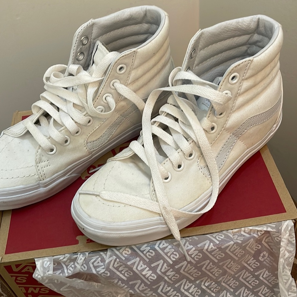 Vans Off the Wall High Top Sneakers